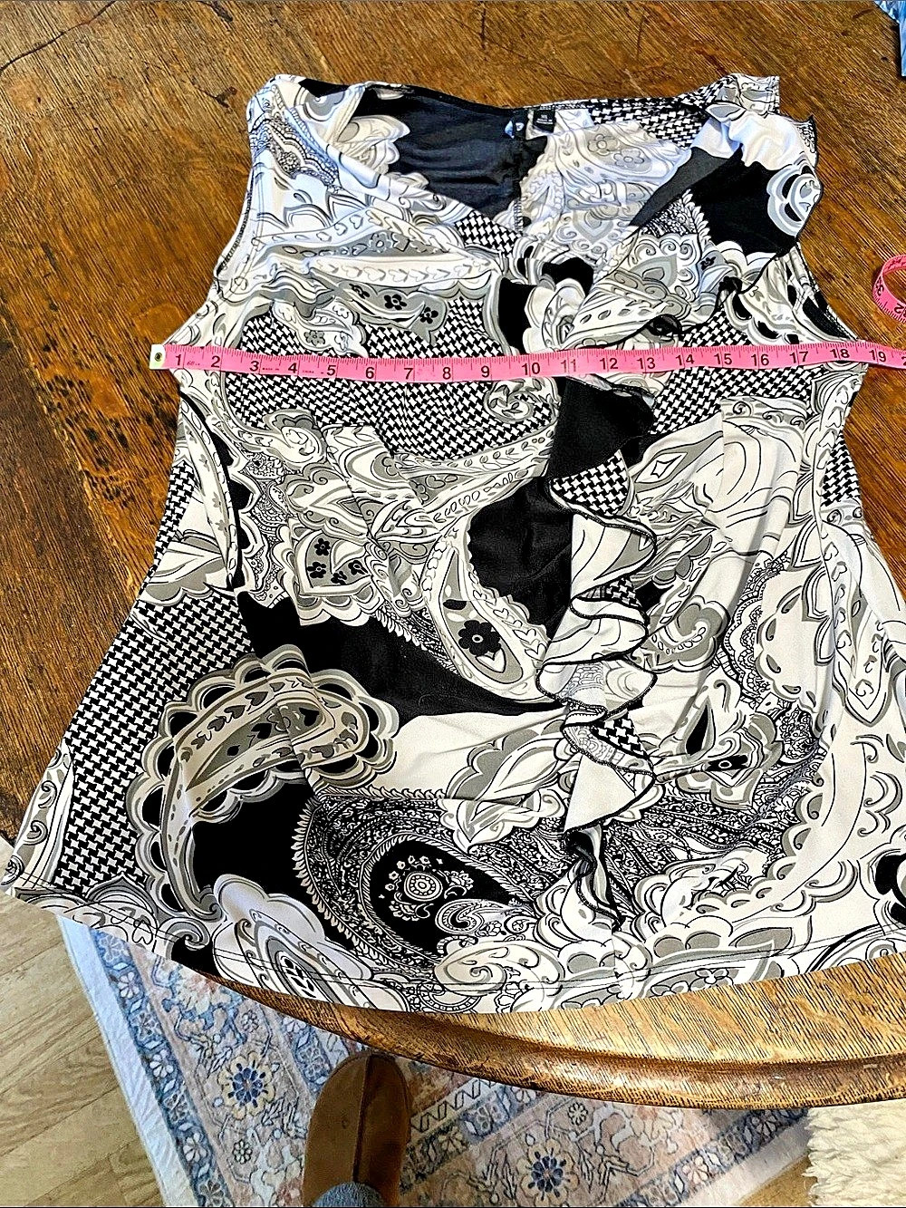Milano Paisley Tank Top in Black & White